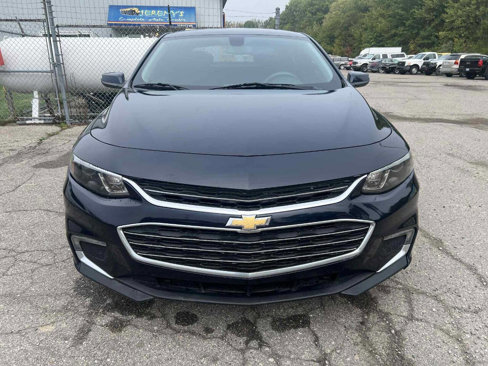 Used 2016 Chevrolet Malibu LT image 2