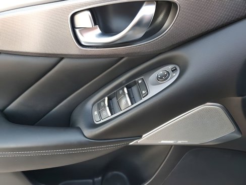 Used 2017 INFINITI Q50 3.0t Premium image 24