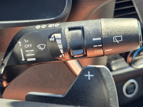 Used 2023 Nissan Rogue SV image 30