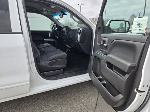 Used 2018 Chevrolet Silverado 1500 LT image 16