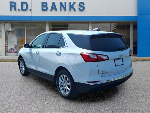 Used 2018 Chevrolet Equinox LT image 3