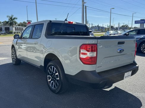 Used 2023 Ford Maverick Lariat image 5