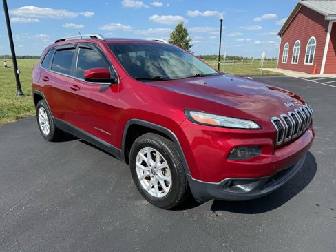 Used 2014 Jeep Cherokee Latitude image 3