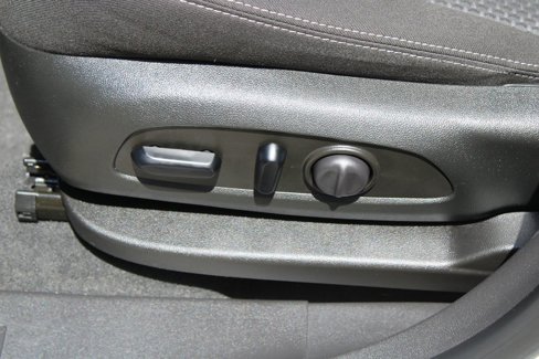 Used 2023 GMC Terrain SLE w/ Driver Convenience Package image 10