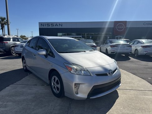 Used 2015 Toyota Prius Four image 1