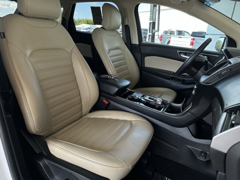 Used 2019 Ford Edge SEL w/ Equipment Group 201A image 18