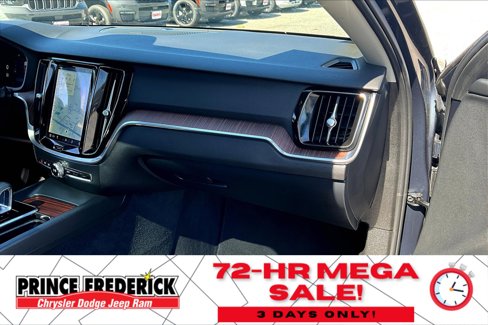 Used 2024 Volvo S60 B5 Plus image 13