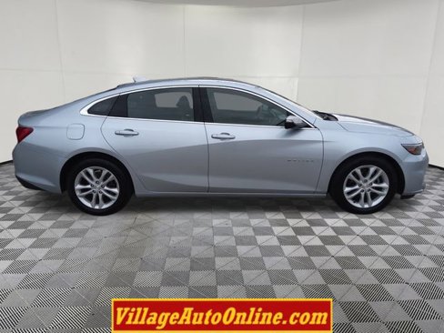 Used 2018 Chevrolet Malibu LT image 12