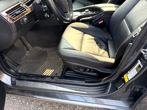 Used 2010 BMW 535i xDrive Sedan image 11