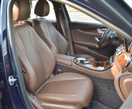 Used 2020 Mercedes-Benz E 350 4MATIC Sedan w/ Premium Package image 28