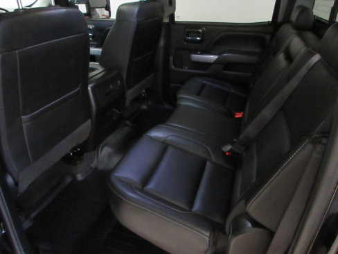 Used 2019 Chevrolet Silverado 2500 LTZ image 23