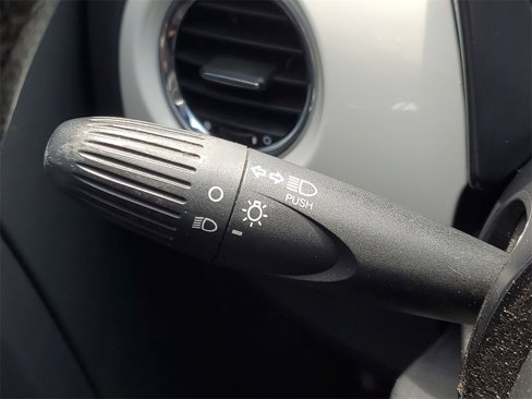 Used 2015 FIAT 500 Sport image 15