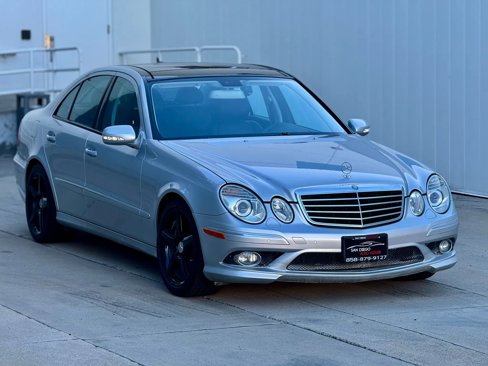 Used 2008 Mercedes-Benz E 350 Sedan image 3