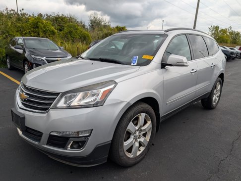 Used 2016 Chevrolet Traverse LT w/ Style and Technology Package image 4