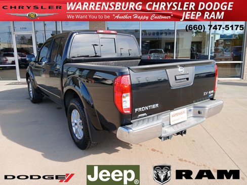 Used 2017 Nissan Frontier SV image 9