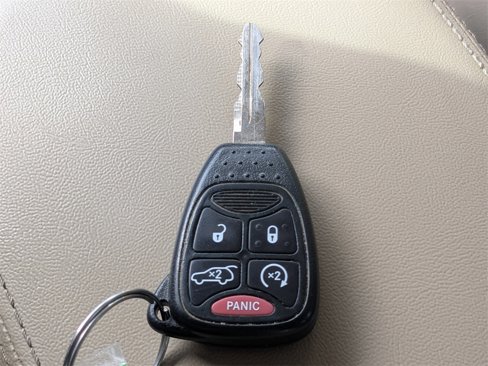 Used 2012 Chrysler 200 Limited image 31