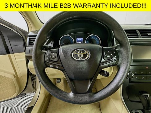 Used 2016 Toyota Camry LE image 11