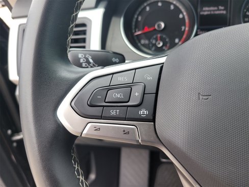 Used 2021 Volkswagen Atlas SE image 30