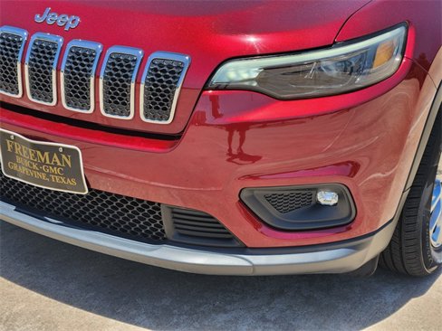 Used 2019 Jeep Cherokee Latitude Plus w/ Comfort/Convenience Group image 9