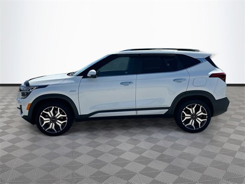 Used 2022 Kia Seltos SX w/ Sunroof Package image 8
