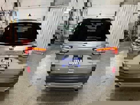 Certified 2022 Ford Escape SE w/ Convenience Package image 24