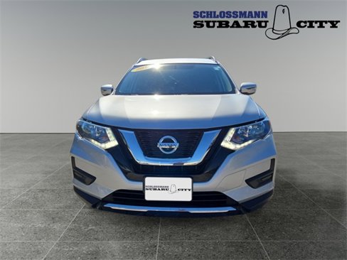 Used 2017 Nissan Rogue SV image 12