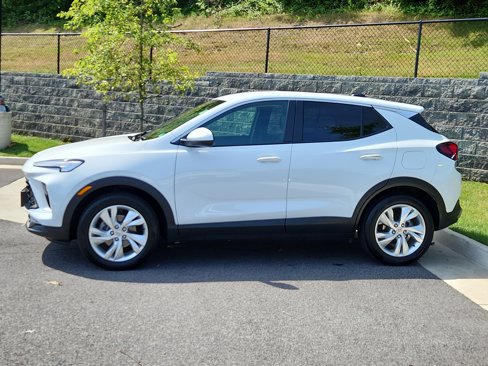 Used 2024 Buick Encore GX Preferred w/ Comfort Package image 6