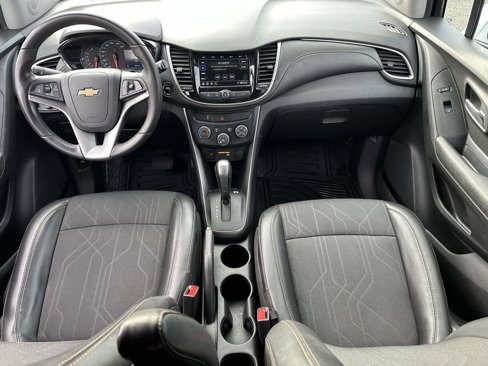 Used 2019 Chevrolet Trax LT w/ Driver Confidence Package image 14