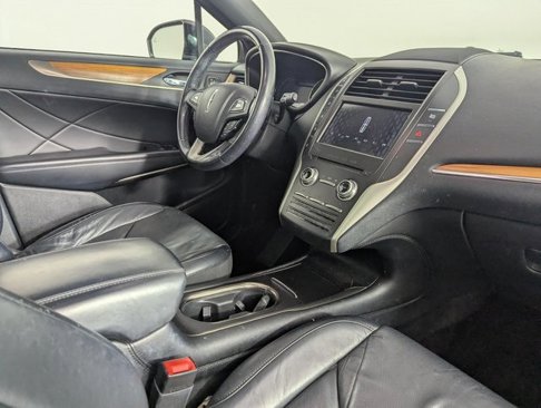 Used 2018 Lincoln MKC Reserve image 23