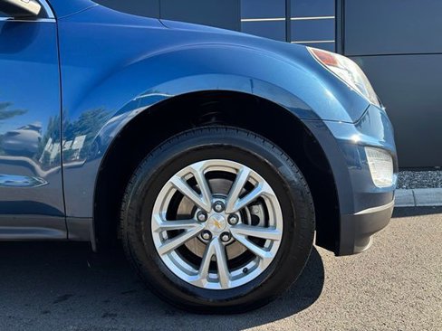Used 2017 Chevrolet Equinox LT image 10