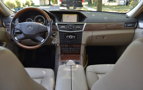Used 2012 Mercedes-Benz E 350 4MATIC Sedan image 30