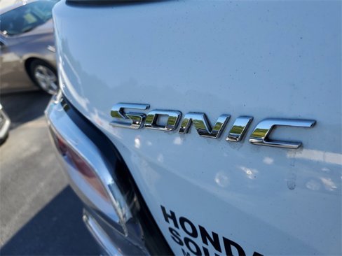 Used 2019 Chevrolet Sonic LT image 7