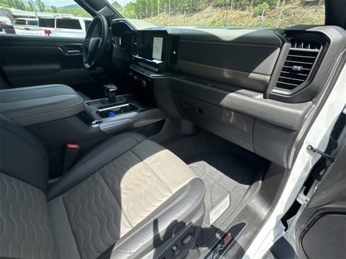 Certified 2024 Chevrolet Silverado 1500 ZR2 w/ Dark Appearance Package image 29