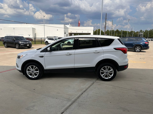 Used 2019 Ford Escape SE image 5