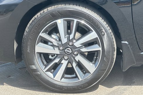 New 2025 Nissan Versa SV w/ Trunk Package image 31