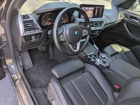 Used 2022 BMW X3 xDrive30i w/ Premium Package image 9