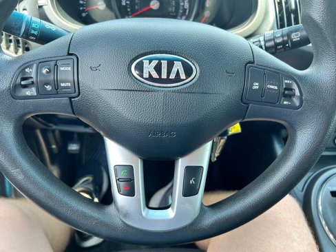 Used 2013 Kia Sportage LX w/ Convenience Pkg image 12