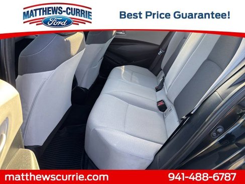 Used 2021 Toyota Corolla LE image 11