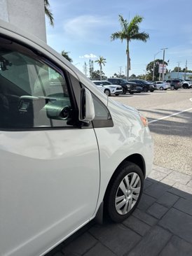 Used 2015 Nissan NV200 SV image 13