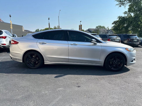 Used 2016 Ford Fusion SE w/ Equipment Group 201A image 2