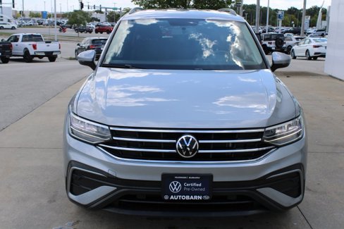 Used 2022 Volkswagen Tiguan S image 2