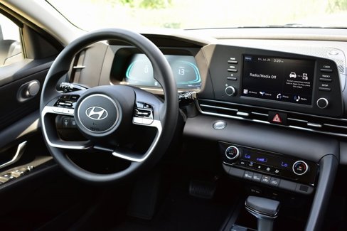 New 2025 Hyundai Elantra Blue image 26