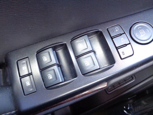 Used 2018 GMC Yukon XL SLT w/ Open Road Package image 34