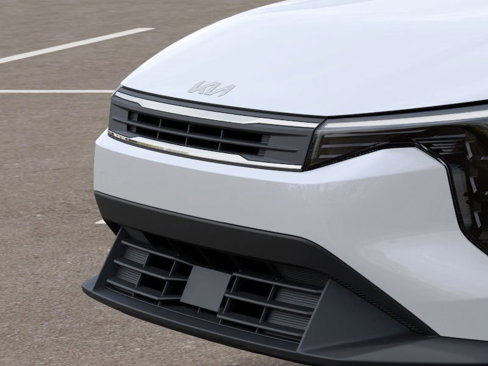 New 2025 Kia K4 LXS image 12