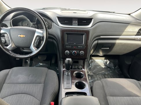 Used 2017 Chevrolet Traverse LT image 10