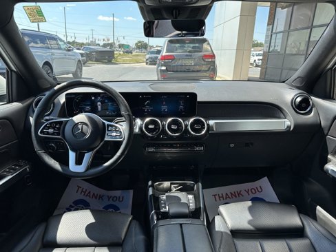 Used 2021 Mercedes-Benz GLB 250 4MATIC image 25