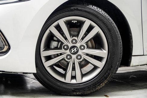 Used 2018 Hyundai Elantra Value Edition image 3