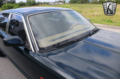 Used 1997 Jaguar XJ6 image 13