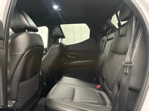 Used 2022 Hyundai Santa Cruz Limited image 11