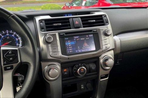 Used 2014 Toyota 4Runner SR5 image 6